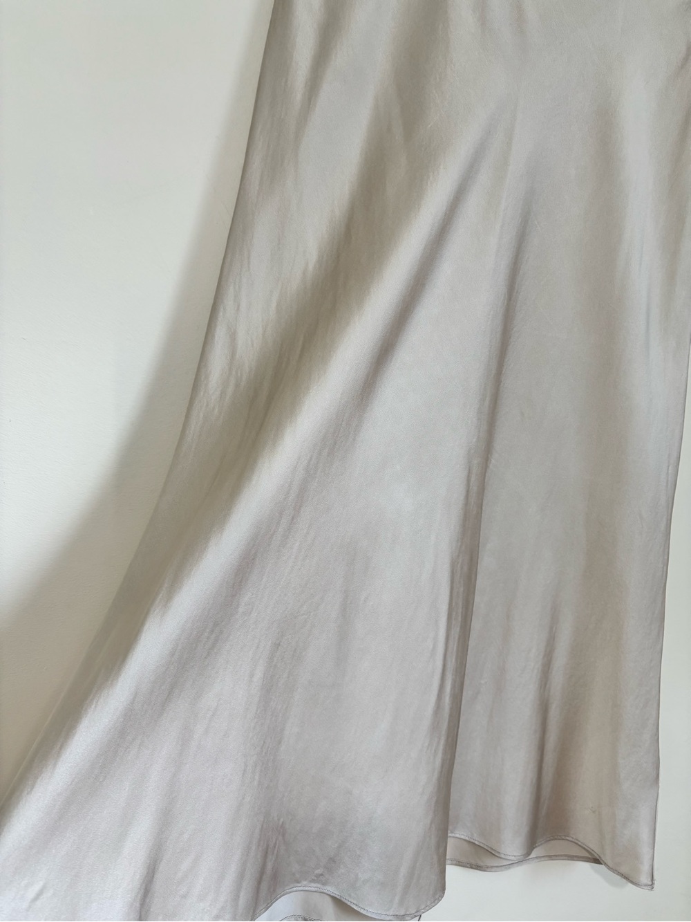 Quince Luxury Modern Feminine 100% Silk Champagne Satin Pull On Midi Skirt Sz M - Picture 7 of 16